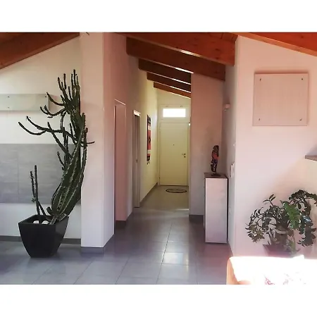 Casa Via Verdi Apartment *